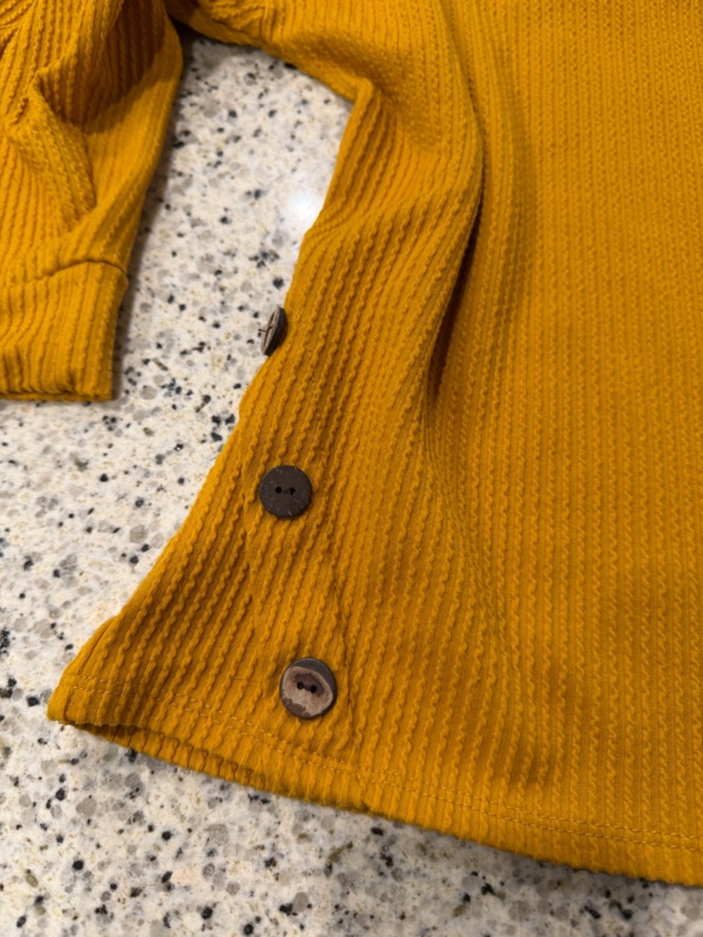 Textured Mustard Button-Hem Pullover Top - Picture 2 of 7
